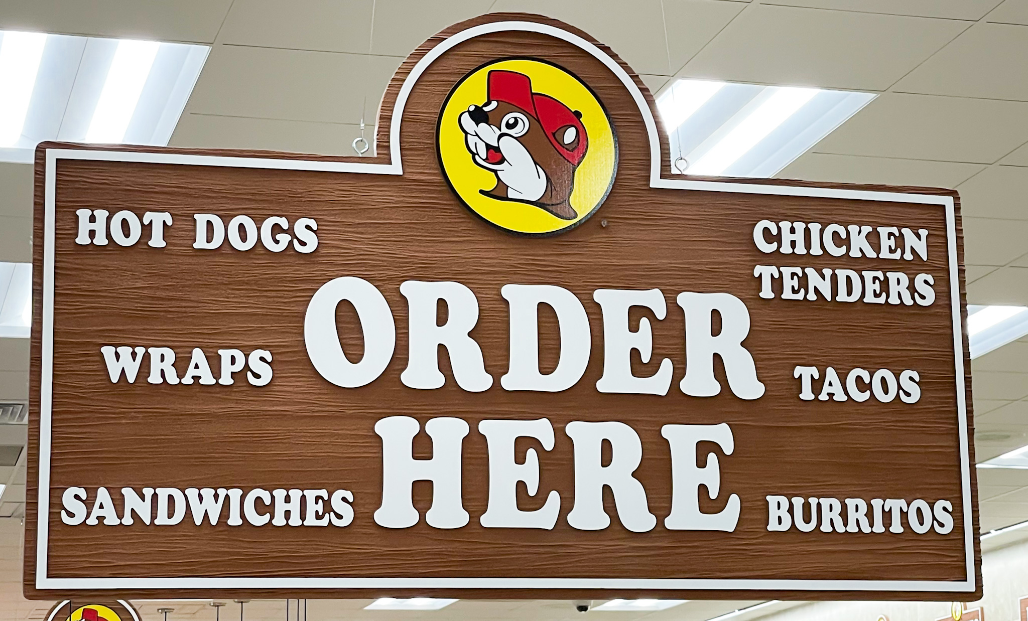 Buc-ee's order here sign